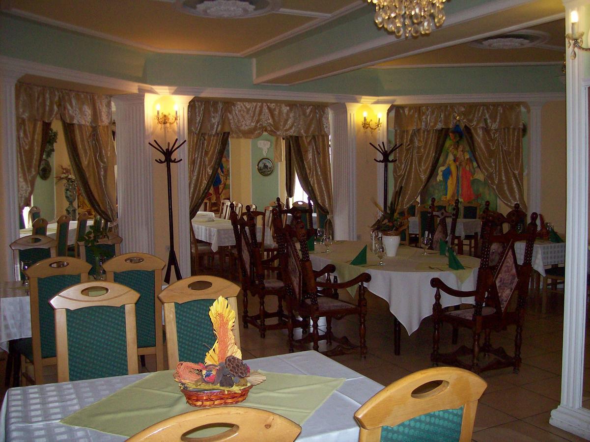 Holdfeny Hotel Forro Buitenkant foto
