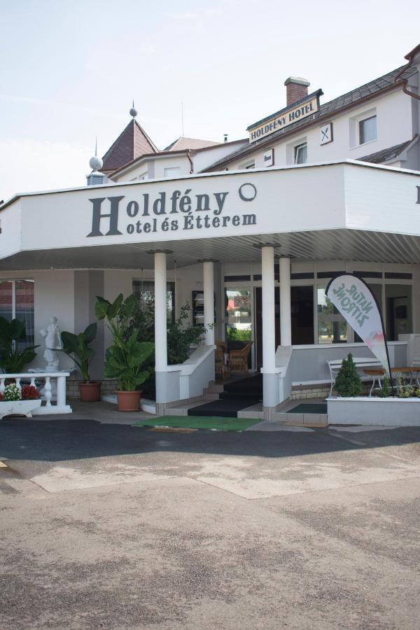 Holdfeny Hotel Forro Buitenkant foto